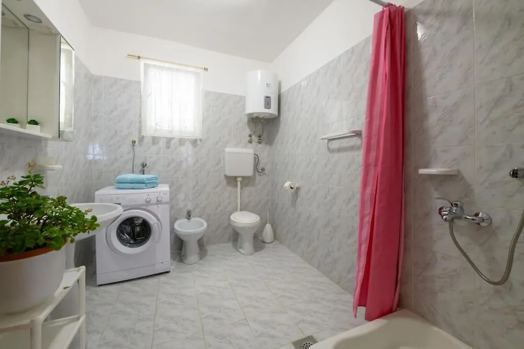 Casa Martina Villa Sumber