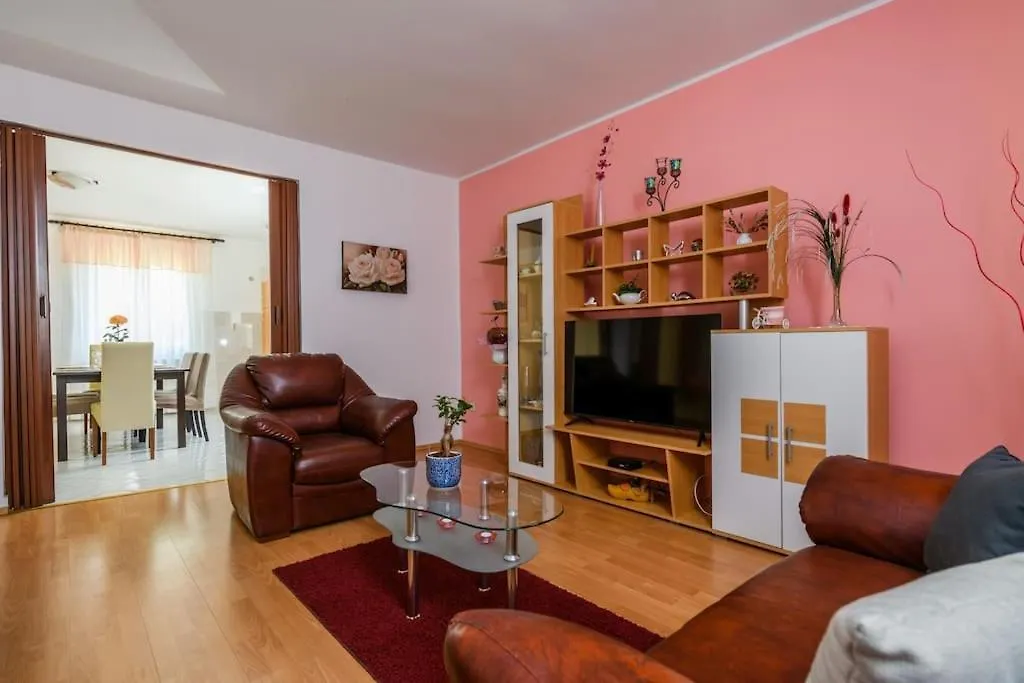 Casa Martina Villa Sumber