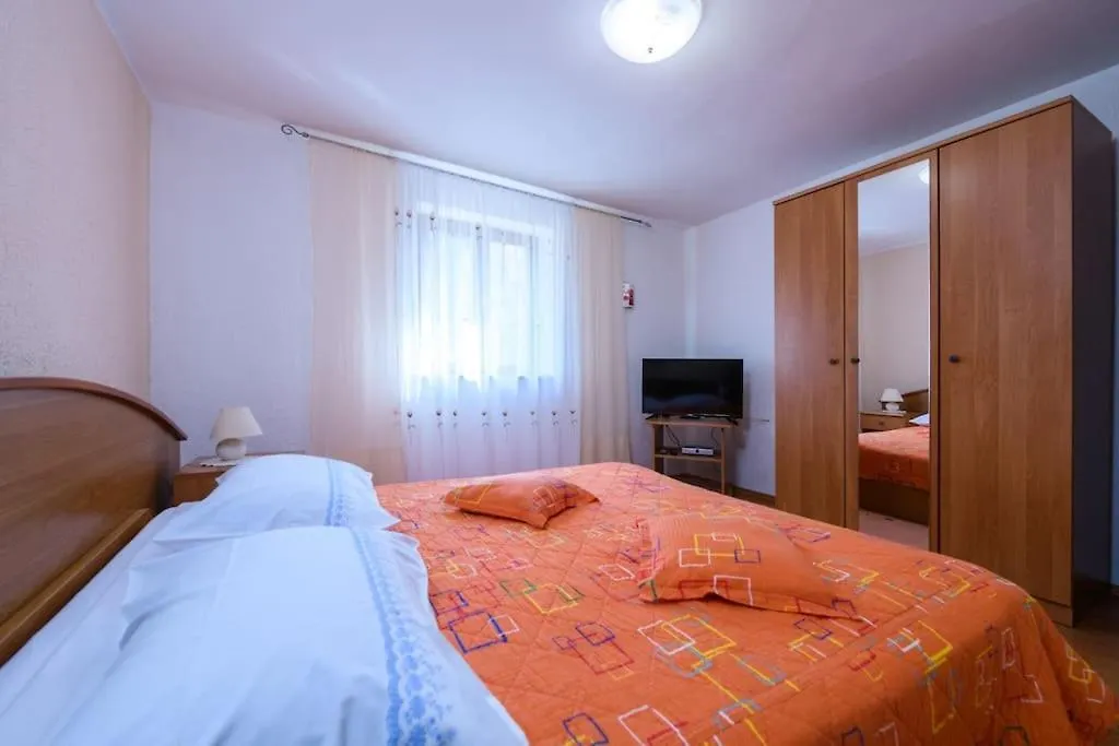 Casa Martina Villa Sumber
